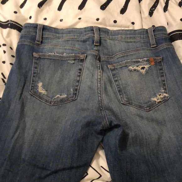 Joe’s distressed denim - Picture 3 of 4